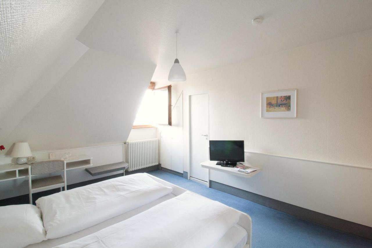 Hotel Krone Strassdorf Швебіш-Гмюнд Екстер'єр фото