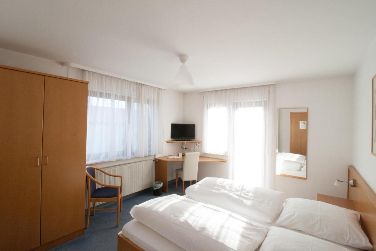 Hotel Krone Strassdorf Швебіш-Гмюнд Екстер'єр фото
